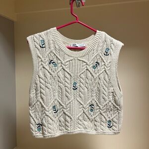 Zara knitted vest - flower pattern
